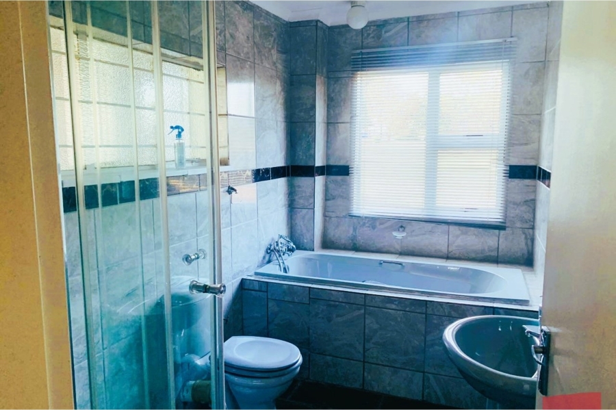 0 Bedroom Property for Sale in Oranjeville Free State